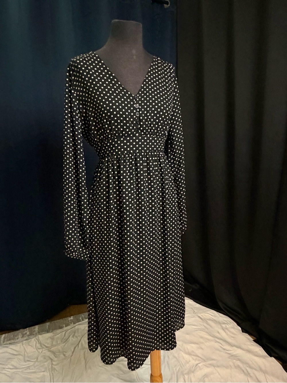 Kokomo Chiffon Black Polka Dot Long Sleeve Midi Dress S- mint condition